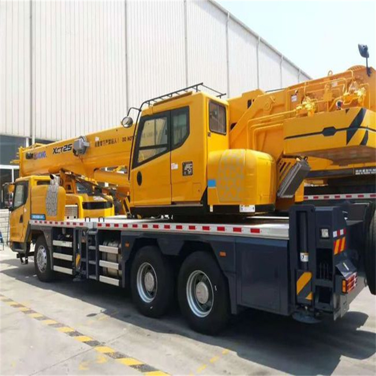 马尾更大的吊车能吊多少吨