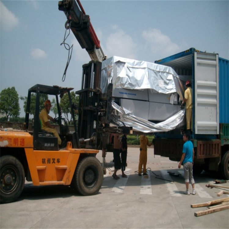 马尾机器吊装移位